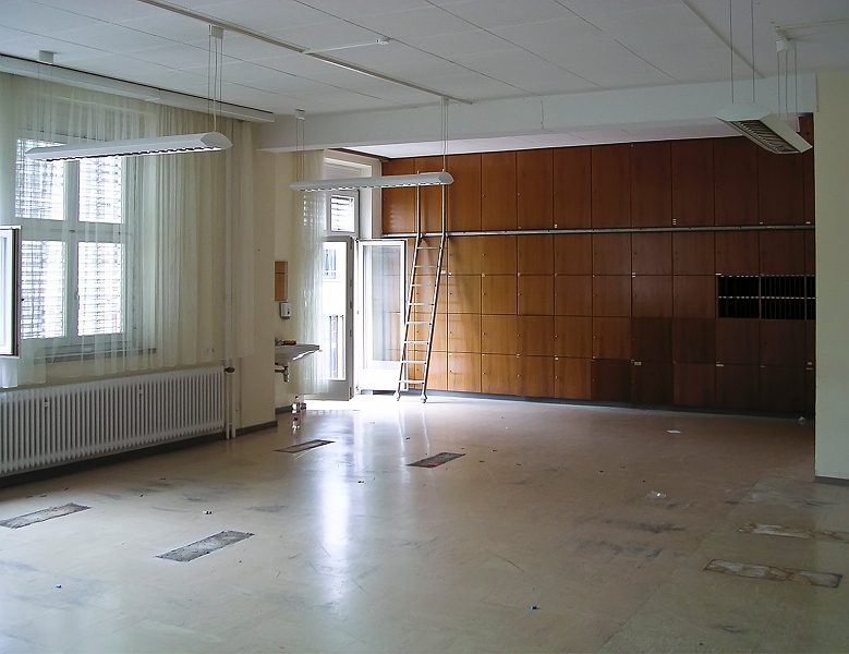 DSCN0151.jpg - Lehrerzimmer vor dem Umbau